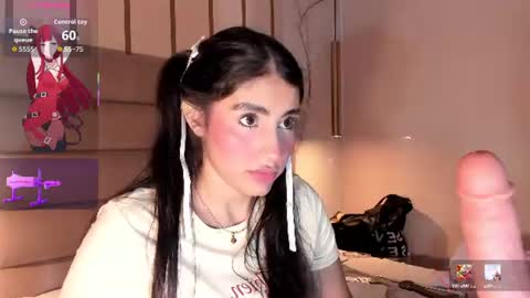 Snapshot of isabelastefano chatting on June 2026 03:20:02 AM isabelastefano online show from June 2026 03:20:02 AM