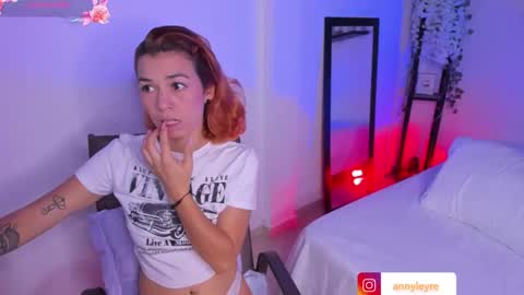 isabella online show from December 2025 07:21:02 PM