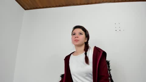 isabella_jaramillo online show from October 2025 12:17:02 PM