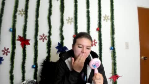 isabella_jaramillo online show from December 2025 12:21:02 PM