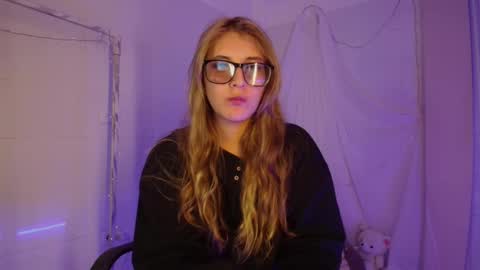 Isabella Rros online show from October 2025 03:07:02 AM