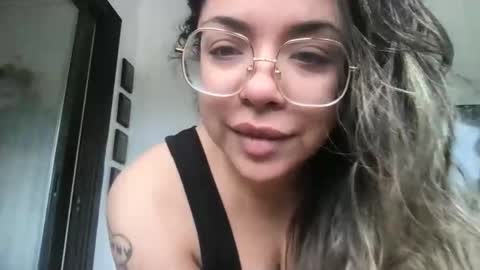 isabellaelizabeth online show from April 2026 06:06:02 PM