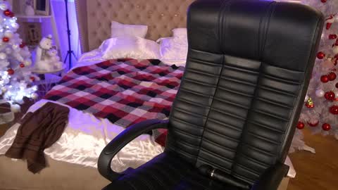 Marina online show from December 2024 05:10:02 PM