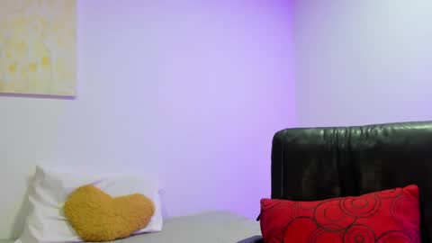 Instagram soybella01  online show from January 2025 02:30:02 PM