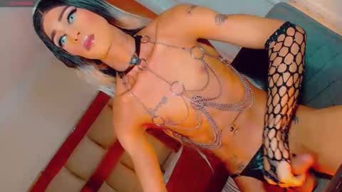 isabellagirs online show from September 2025 07:52:02 AM