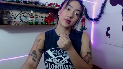 Snapshot of isabellakoff chatting on December 2024 12:01:02 PM Tati - online show from December 2024 12:01:02 PM