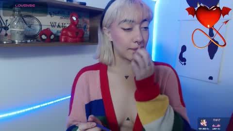 Snapshot of isabellakoff chatting on February 2025 12:01:02 PM Tati - online show from February 2025 12:01:02 PM