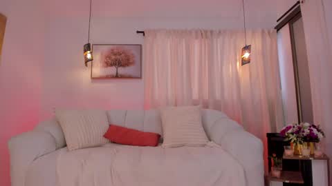 ISABELLA  online show from March 2026 04:00:02 PM