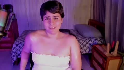 Isabella online show from July 2026 04:04:01 AM