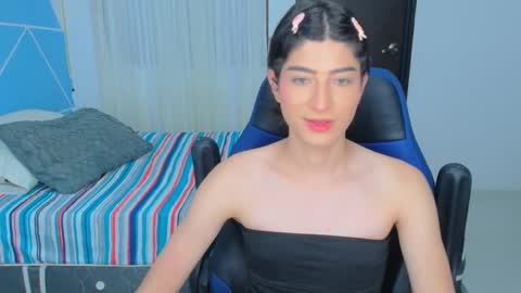Snapshot of isabellaqueens chatting on October 2025 08:29:02 PM ISABELLA QUEENS online show from October 2025 08:29:02 PM