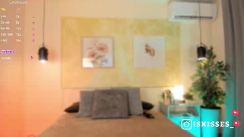Snapshot of isabellasweet__ chatting on July 2026 04:06:02 AM online show from July 2026 04:06:02 AM