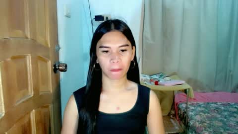 Snapshot of isabelle_amore chatting on June 2026 08:13:02 PM Ysa online show from June 2026 08:13:02 PM