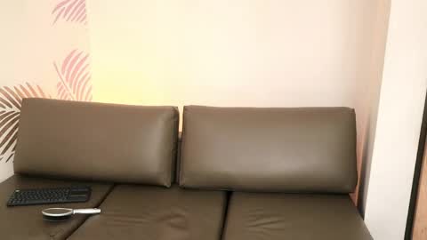   online show from April 2026 12:55:01 PM