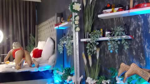 IsabelleEthan online show from February 2025 10:26:02 AM