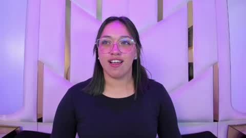 isabellrodriguez18 online show from April 2026 05:23:01 AM