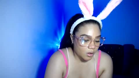 Snapshot of isamoon99 chatting on June 2026 02:54:02 PM Isa online show from June 2026 02:54:02 PM
