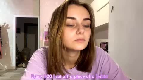 Snapshot of isauratorkelson chatting on November 2025 09:19:01 PM Issa online show from November 2025 09:19:01 PM