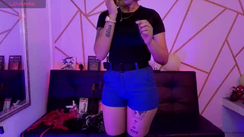 isabela online show from December 2025 03:38:02 AM