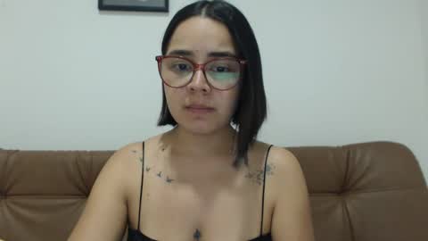 Emma online show from September 2025 03:43:01 AM