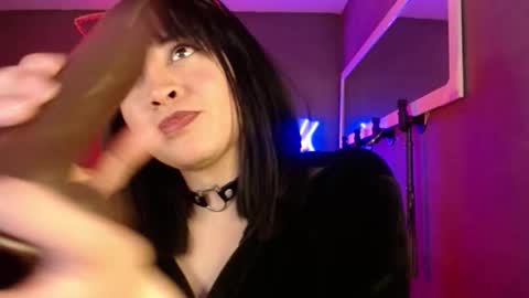 Ana Maria online show from November 2025 02:38:02 PM