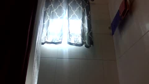islandbey242 online show from May 2026 02:23:02 PM
