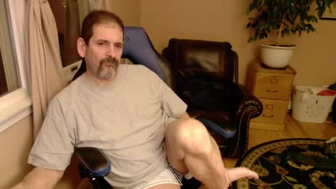 Snapshot of islandguy70 chatting on February 2025 12:43:01 AM Jim online show from February 2025 12:43:01 AM