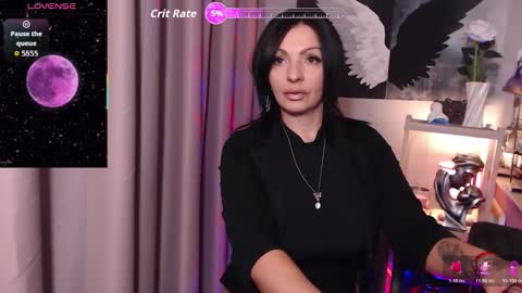 Rebecca online show from November 2025 05:50:02 AM