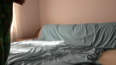 Snapshot of issabelle_69 chatting on May 2026 06:07:01 AM Issabelle online show from May 2026 06:07:01 AM