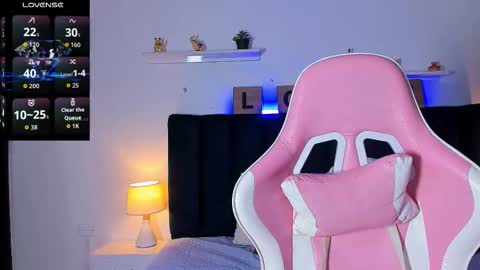 Issac online show from November 2025 06:13:02 AM