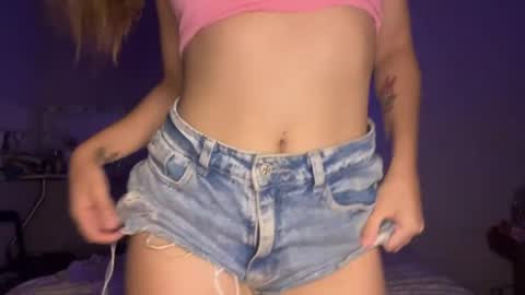 Snapshot of isyourgirlisabella chatting on April 2026 06:16:01 PM isabella online show from April 2026 06:16:01 PM