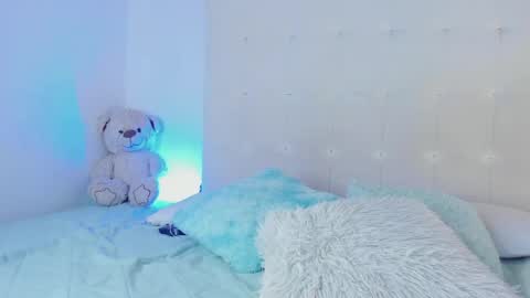 Snapshot of itahisa_cute chatting on April 2026 11:05:02 AM itahisa online show from April 2026 11:05:02 AM