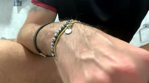 Snapshot of italianbigcock91 chatting on January 2025 09:05:01 AM italianbigcock91 online show from January 2025 09:05:01 AM