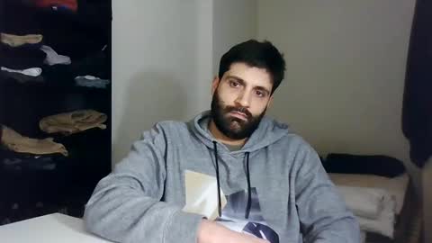 Snapshot of italianboybcn chatting on January 2025 06:34:02 PM italianboybcn online show from January 2025 06:34:02 PM