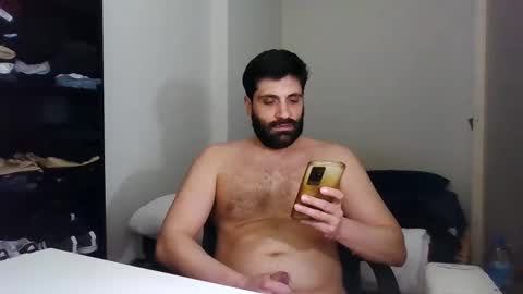 Snapshot of italianboybcn chatting on January 2025 05:26:02 PM italianboybcn online show from January 2025 05:26:02 PM