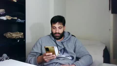 Snapshot of italianboybcn chatting on February 2025 06:53:01 PM italianboybcn online show from February 2025 06:53:01 PM