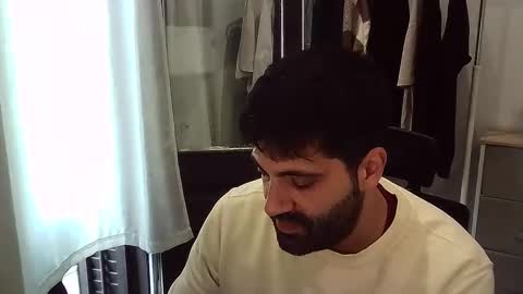 italianboybcn online show from November 2025 08:13:02 AM