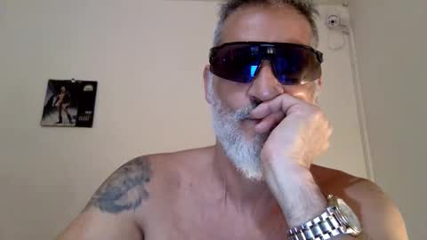 italiankingstripper online show from January 2026 03:05:01 PM