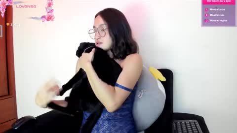 Snapshot of its__angelica_ chatting on March 2025 09:29:01 PM Angelica online show from March 2025 09:29:01 PM