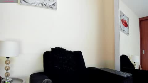 Snapshot of its__angelica_ chatting on May 2026 06:12:02 PM Angelica online show from May 2026 06:12:02 PM