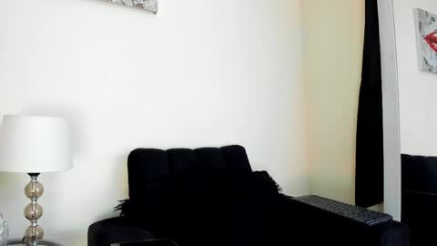 Snapshot of its__angelica_ chatting on May 2026 06:38:02 PM Angelica online show from May 2026 06:38:02 PM