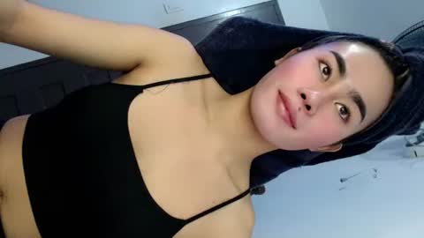 its_me_vanesa online show from December 2025 02:28:02 AM