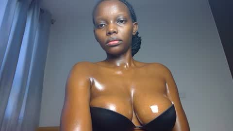 Snapshot of its_metney chatting on June 2026 09:45:02 AM Metney online show from June 2026 09:45:02 AM