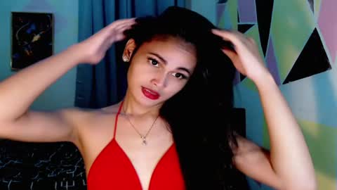 Snapshot of its_mirabel chatting on June 2026 11:29:02 PM MIRABEL online show from June 2026 11:29:02 PM