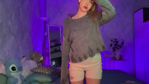 Snapshot of itsevedarkside_ chatting on May 2026 05:45:02 AM Eva online show from May 2026 05:45:02 AM