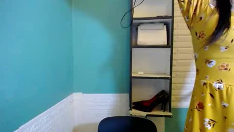 Francine online show from April 2026 06:43:02 AM