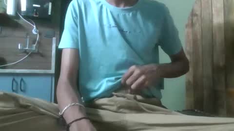 Snapshot of itsme_doofus chatting on April 2026 09:57:02 PM Doofus online show from April 2026 09:57:02 PM