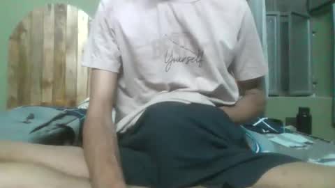 Snapshot of itsme_doofus chatting on April 2026 07:06:02 PM Doofus online show from April 2026 07:06:02 PM