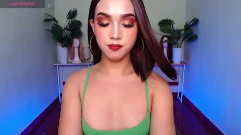 Snapshot of itsmesofiaa69 chatting on October 2025 07:52:02 AM Sofia online show from October 2025 07:52:02 AM