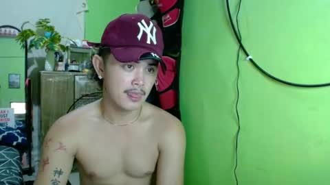 Snapshot of itzme_dex chatting on April 2026 03:06:01 PM itzme_dex online show from April 2026 03:06:01 PM
