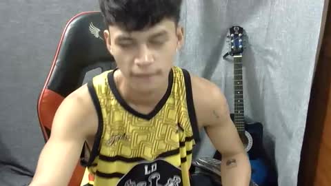 itzme_john online show from May 2026 01:01:01 AM